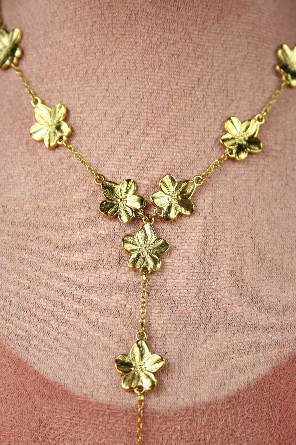 Collier Carla